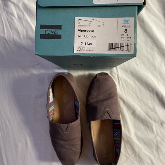 Ash grey TOMS worn twice - Picture 3 of 4